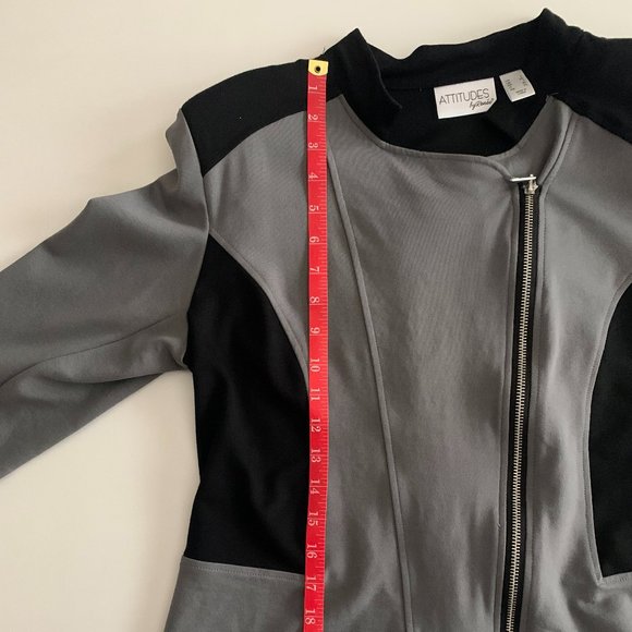 New Attitudes by Renee Gray And Black Zippered Jacket Size Large - Picture 10 of 13